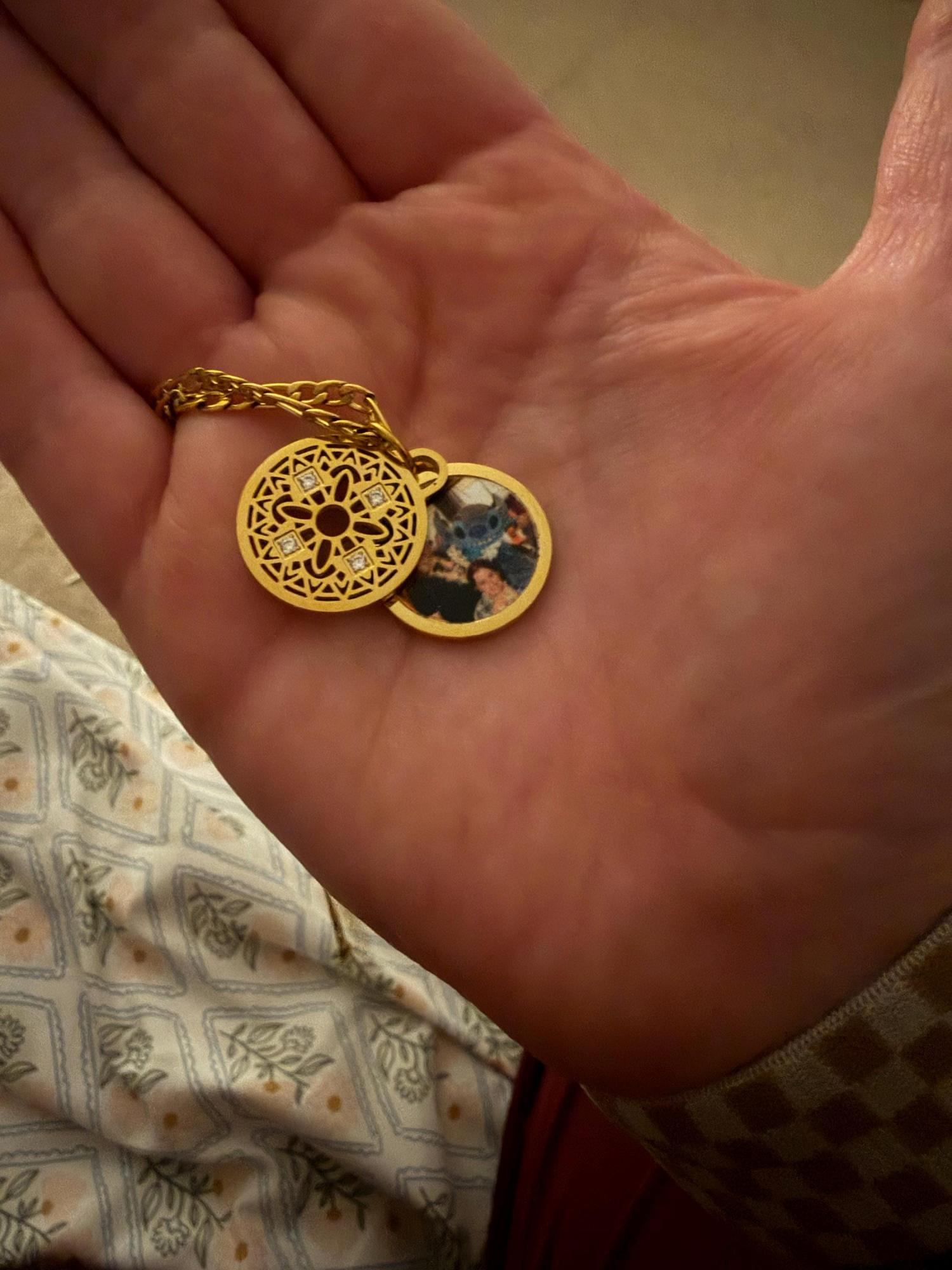 Custom Locket Necklace with Photo, Personalized Photo Pendant, Engravable Memorial  Jewelry, Mothers Day Gift for Her