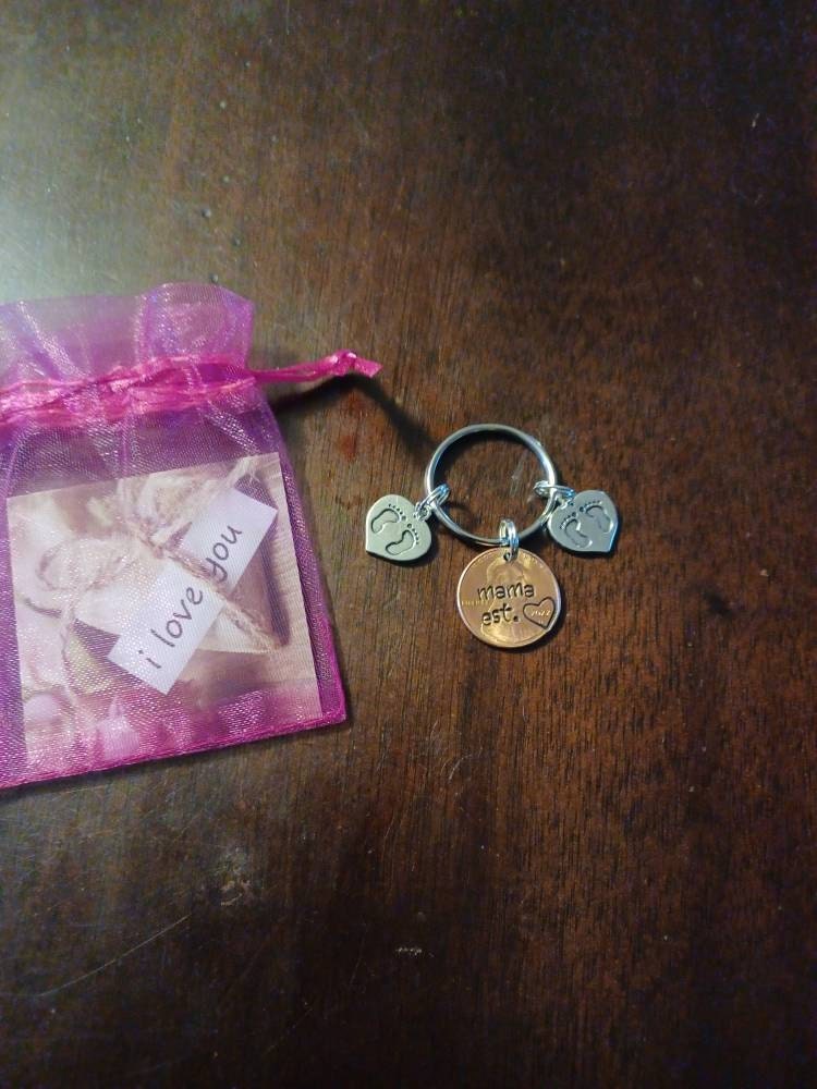 1st Mother's Day Gift, Custom Mom Keychain, Sentimental Mommy Birthday Gift from Son, Gift from Daughter, From Baby, unique Baby Shower Gift