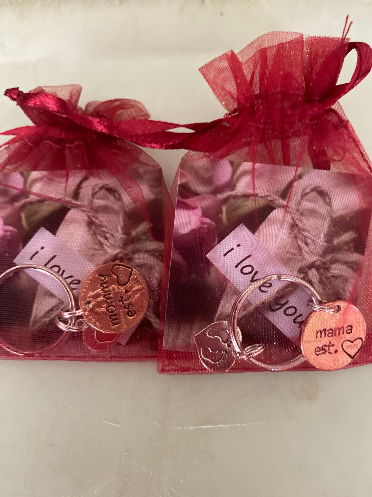 1st Mother's Day Gift, Custom Mom Keychain, Sentimental Mommy Birthday Gift from Son, Gift from Daughter, From Baby, unique Baby Shower Gift