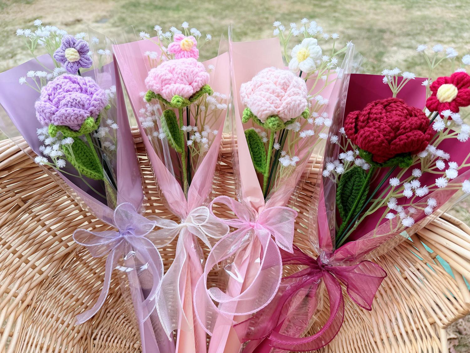 Valentine's Day Crochet Bouquet, Carnation Bouquet, Handmade Crochet flowers, Party Favors, Mother's Day, Birthday Gift, Graduation Bouquet