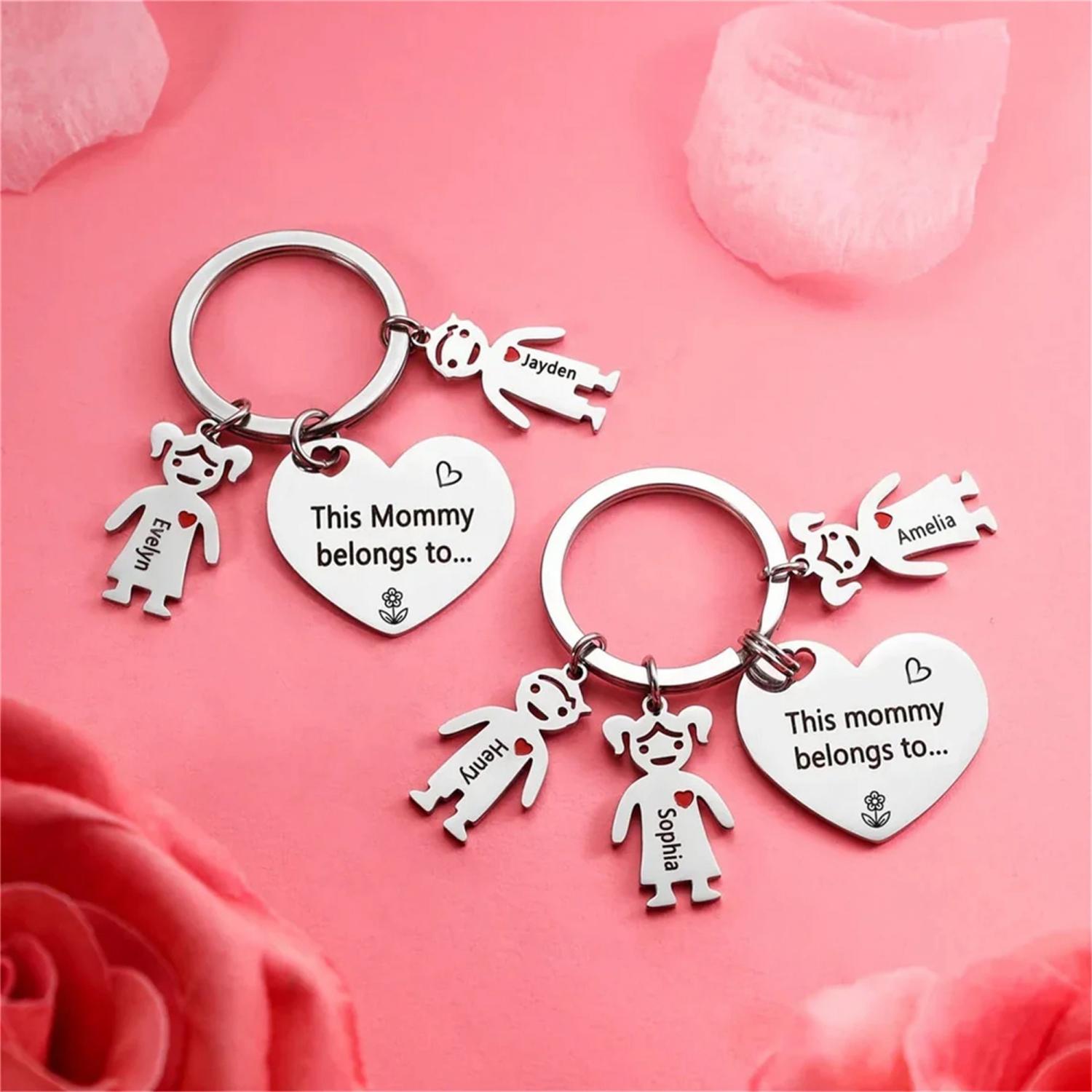 Custom 1-5 Names Keychain Set for Mom, "This Mommy belongs to..." Kids Charm Keyring Gifts for Her,Wife,Mother's Day Gift Idea For Mommy