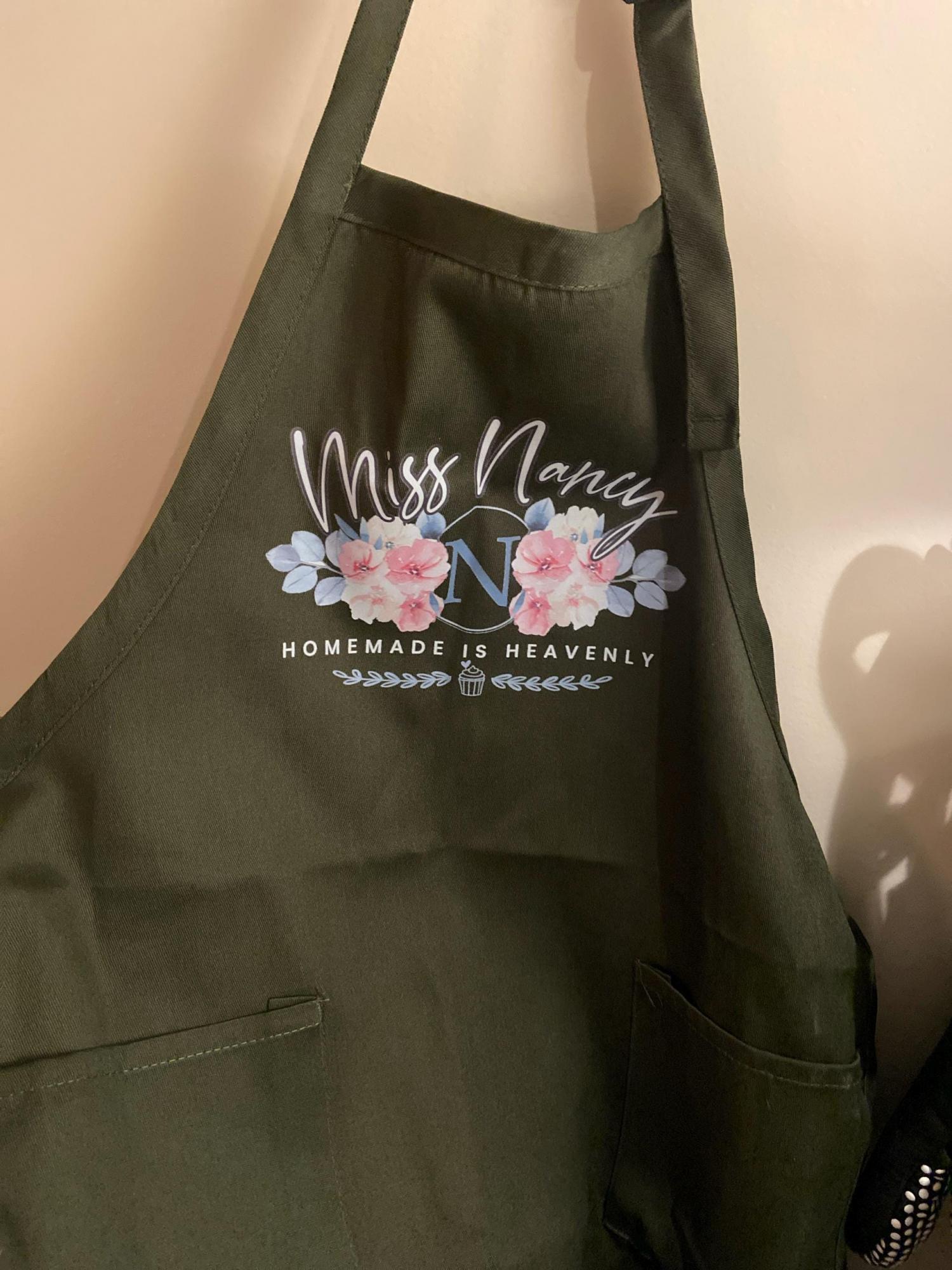 Personalized Apron for Women Gifts, Custom Family Apron Cooking Gift for Mothers Gifts, Customized Aprons for Kitchen Gifts for Mom Gifts