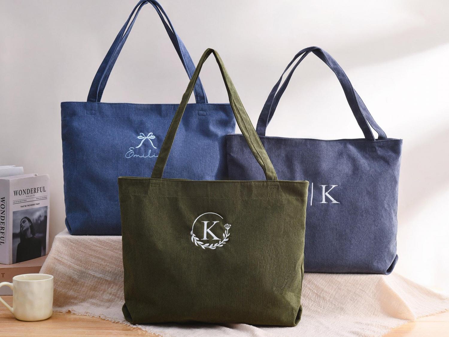 Personalized Bridesmaid gift bag, Bridesmaid Tote bag, Corduroy Tote Bag, Tote Bag with Zipper, Name Bag, Monogram Bag, Wedding Party Gifts