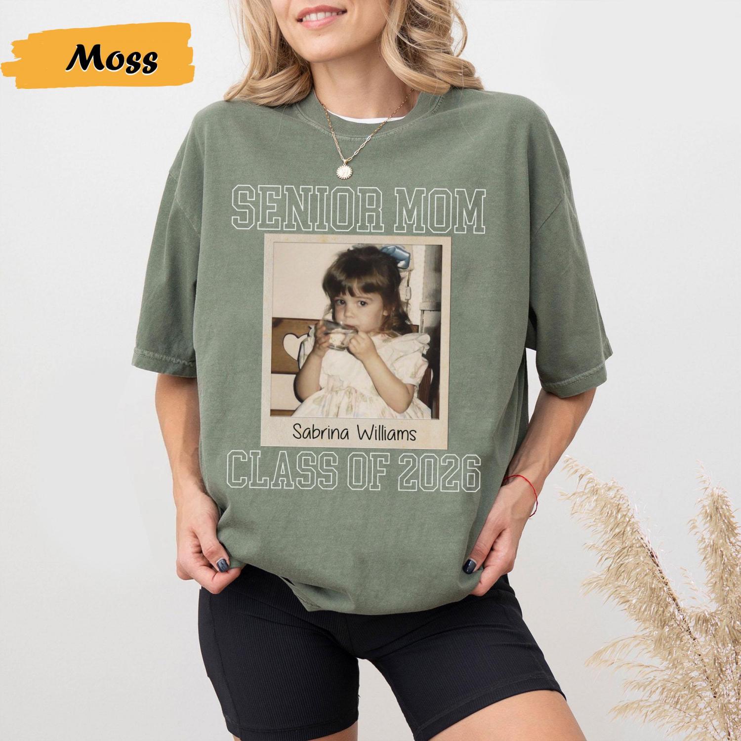 Custom Senior Mom 2026 Vintage Photo Shirt, Class of 2026, Graduation, High School Senior Shirt, Senior 2026 Shirt,Custom Shirt With Picture