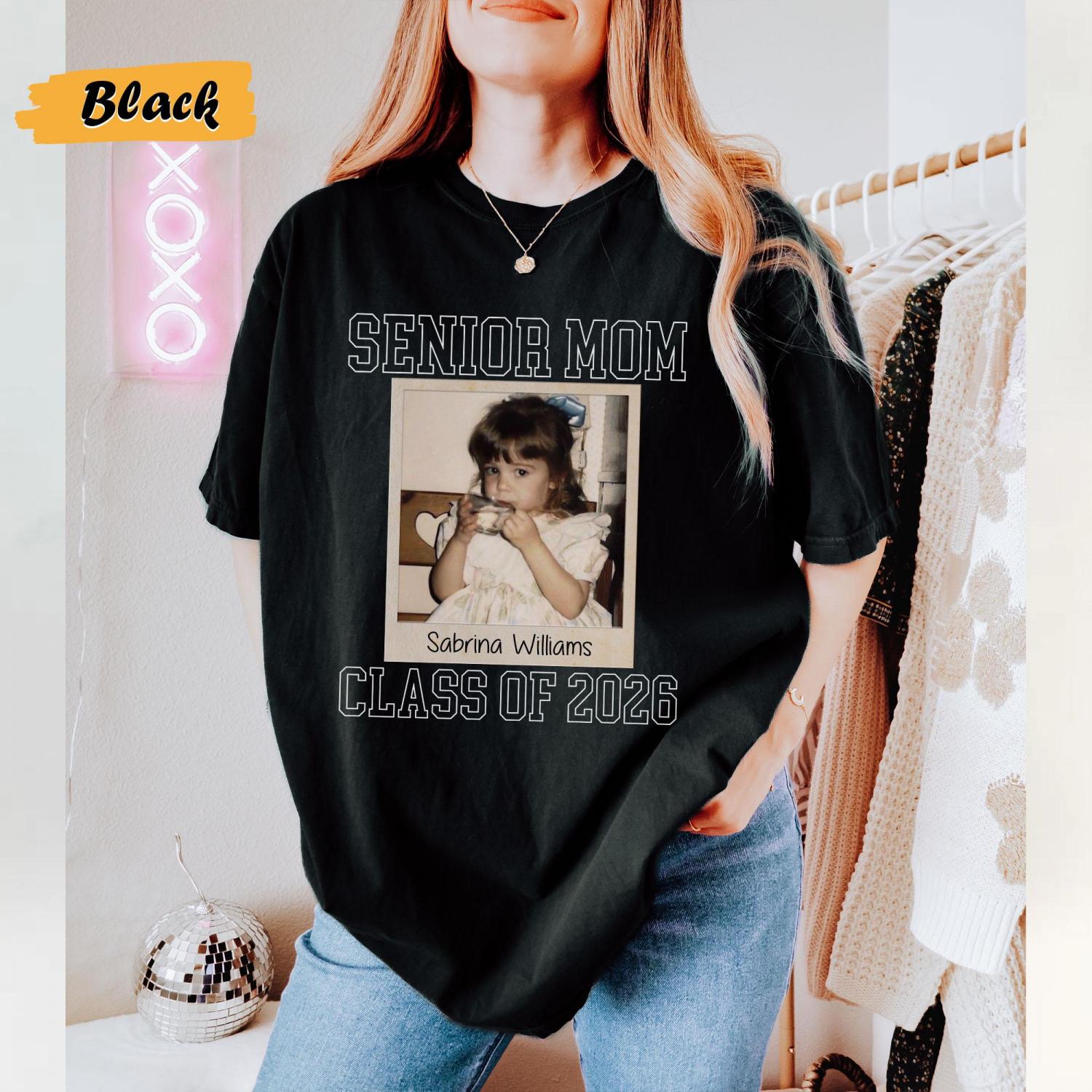 Custom Senior Mom 2026 Vintage Photo Shirt, Class of 2026, Graduation, High School Senior Shirt, Senior 2026 Shirt,Custom Shirt With Picture