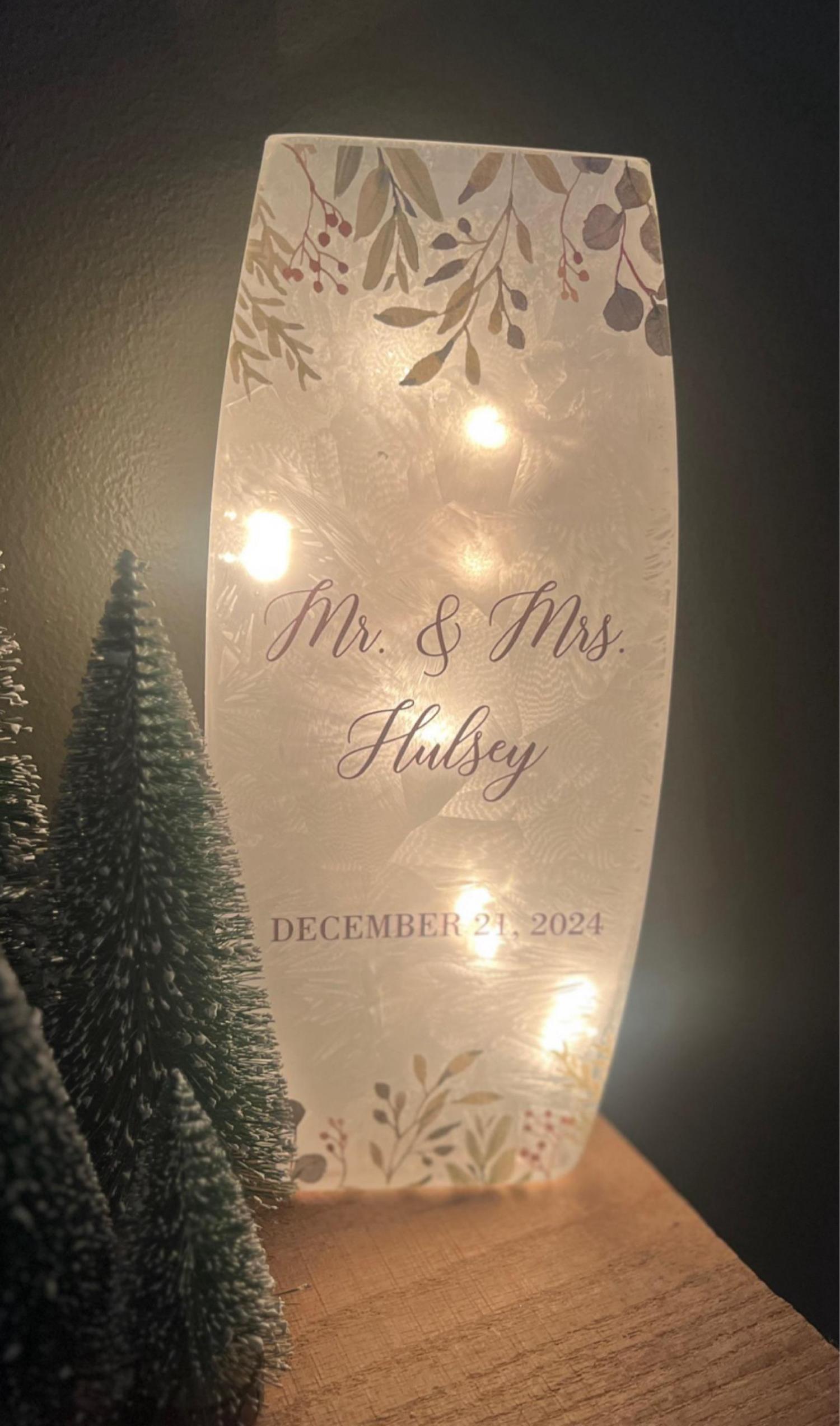 Laurels of Love Personalized Wedding Frosted Shelf Decor, Gifts for Wedding, Wedding Decor, Shelf Decor, Personalized Gift, Gifts for Couple