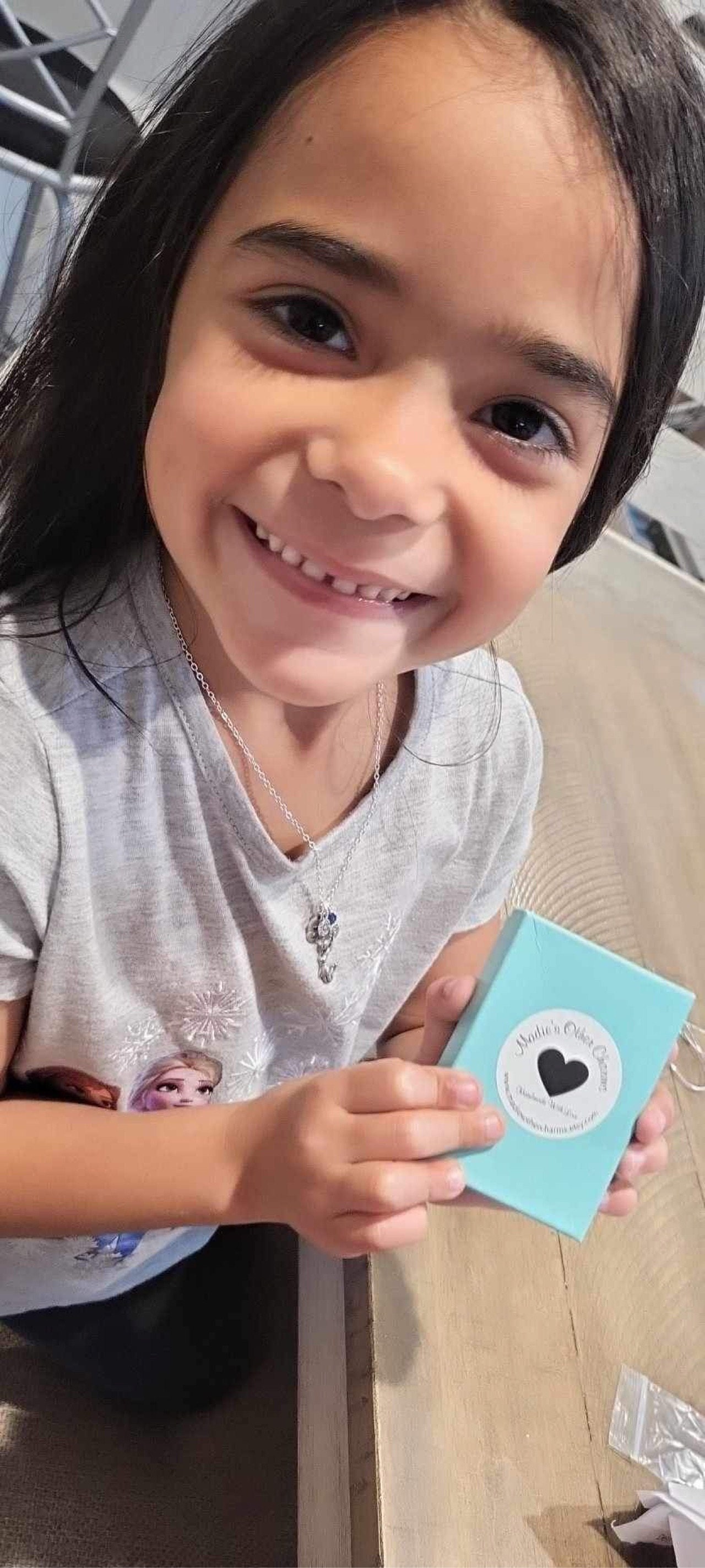 Cheerleader Necklace, Personalized Cheerleader Necklace, Cheerleader Gifts, Letter Birthstone, Cheerleader Jewelry, Cheer Necklace, Custom